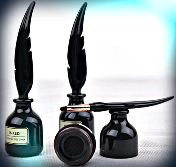 Lady Thulston Halal-Vegan Feather and ink pot black eyeliner
